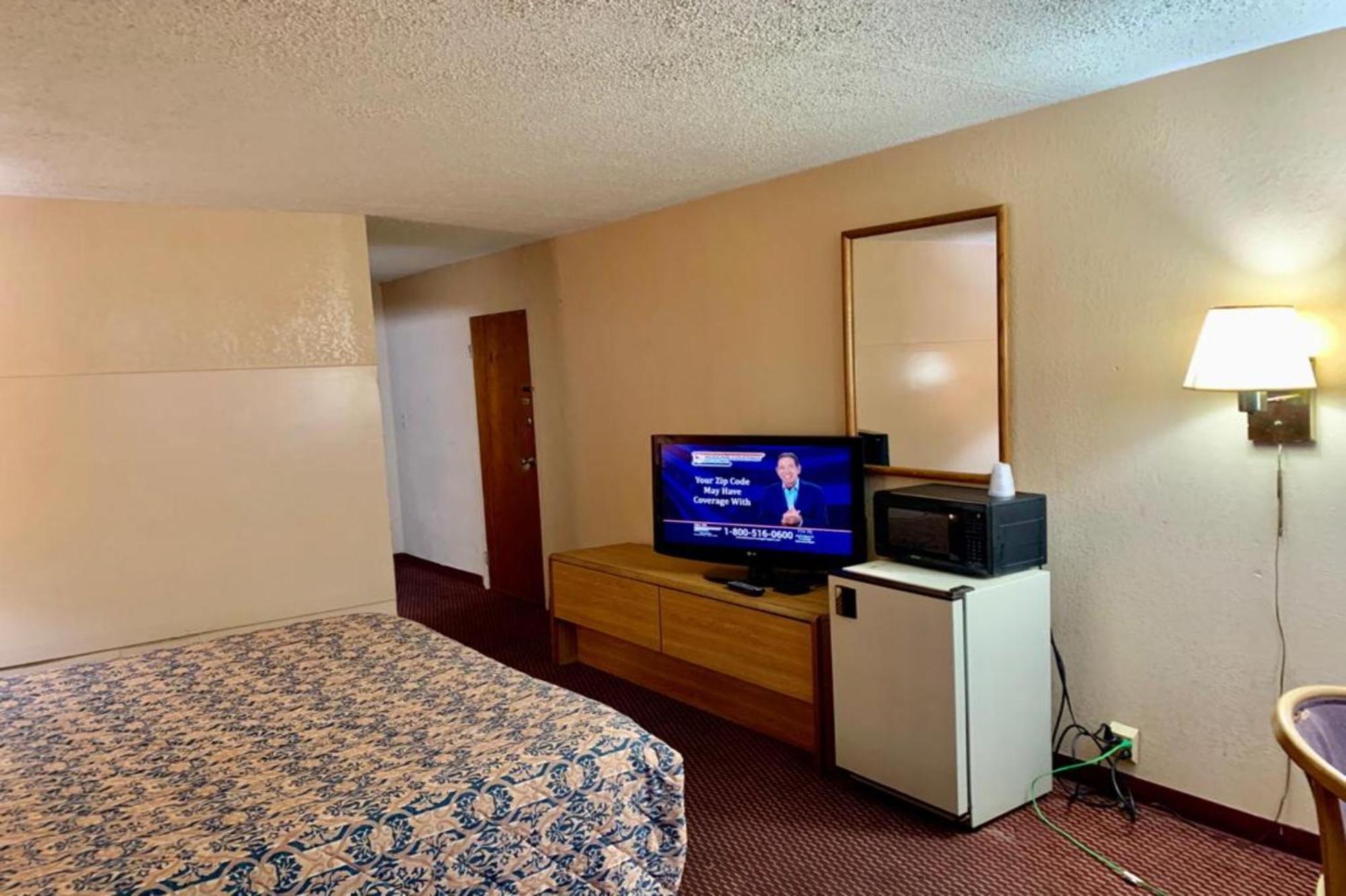 Red Carpet Inn & Suites Lima -Listing Partner エクステリア 写真