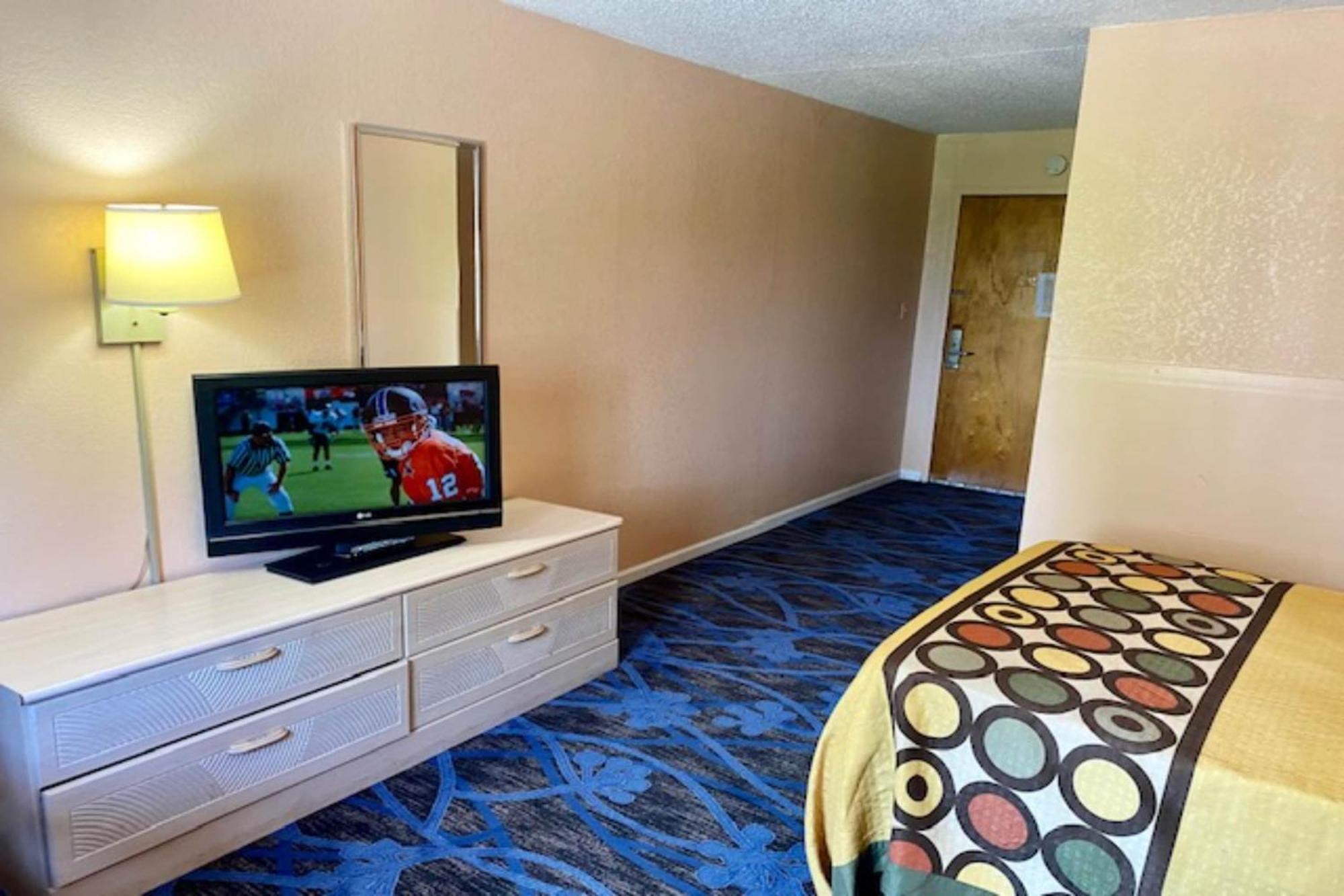 Red Carpet Inn & Suites Lima -Listing Partner エクステリア 写真