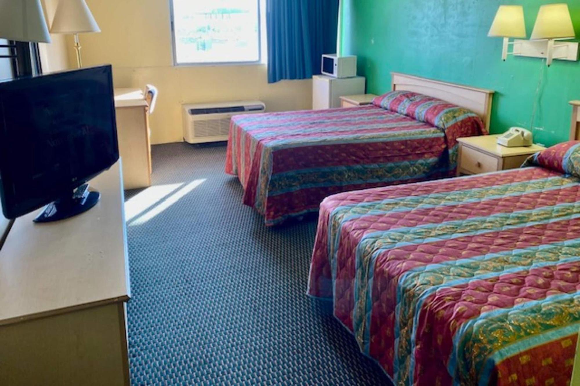 Red Carpet Inn & Suites Lima -Listing Partner エクステリア 写真