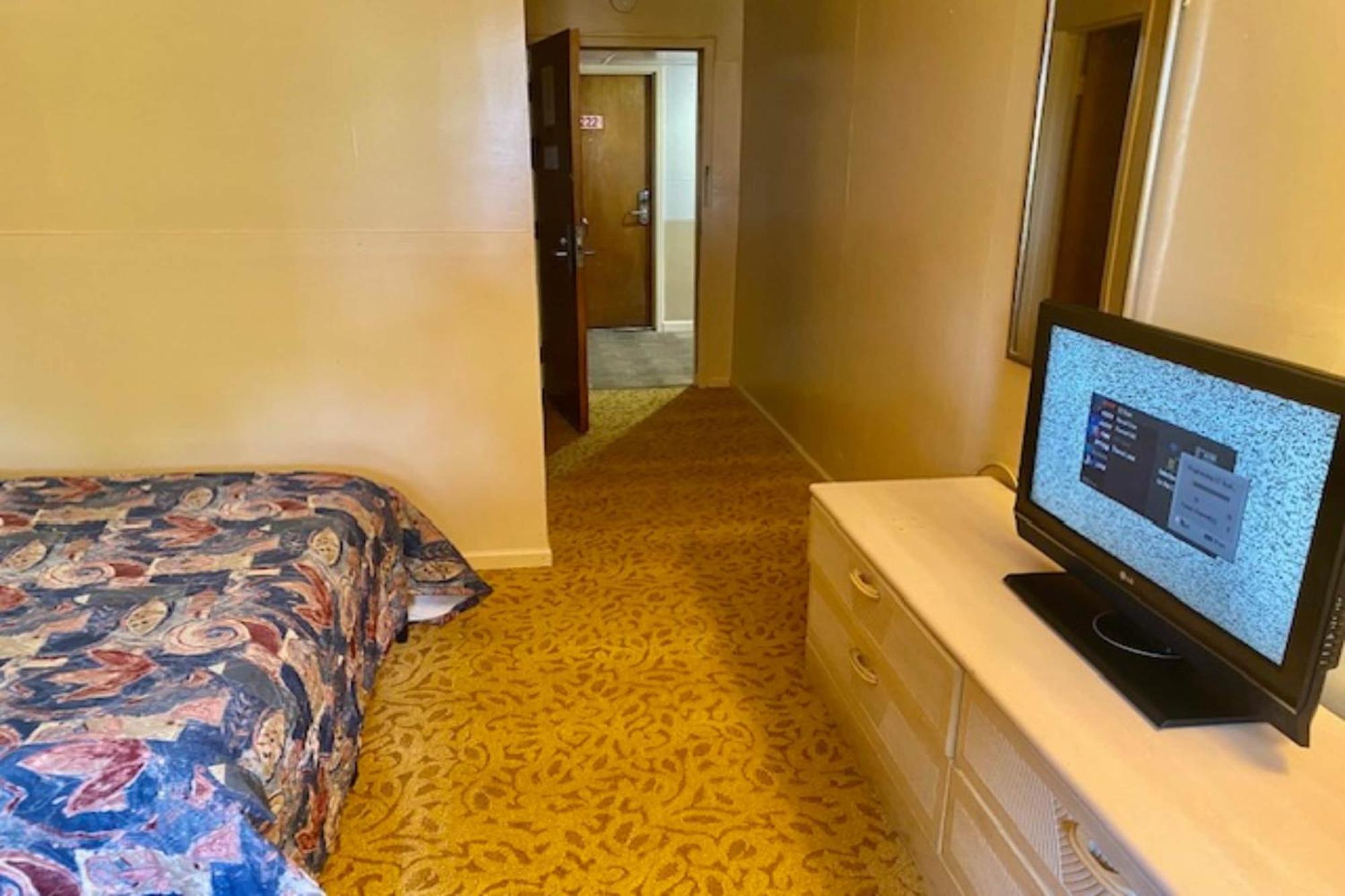 Red Carpet Inn & Suites Lima -Listing Partner エクステリア 写真