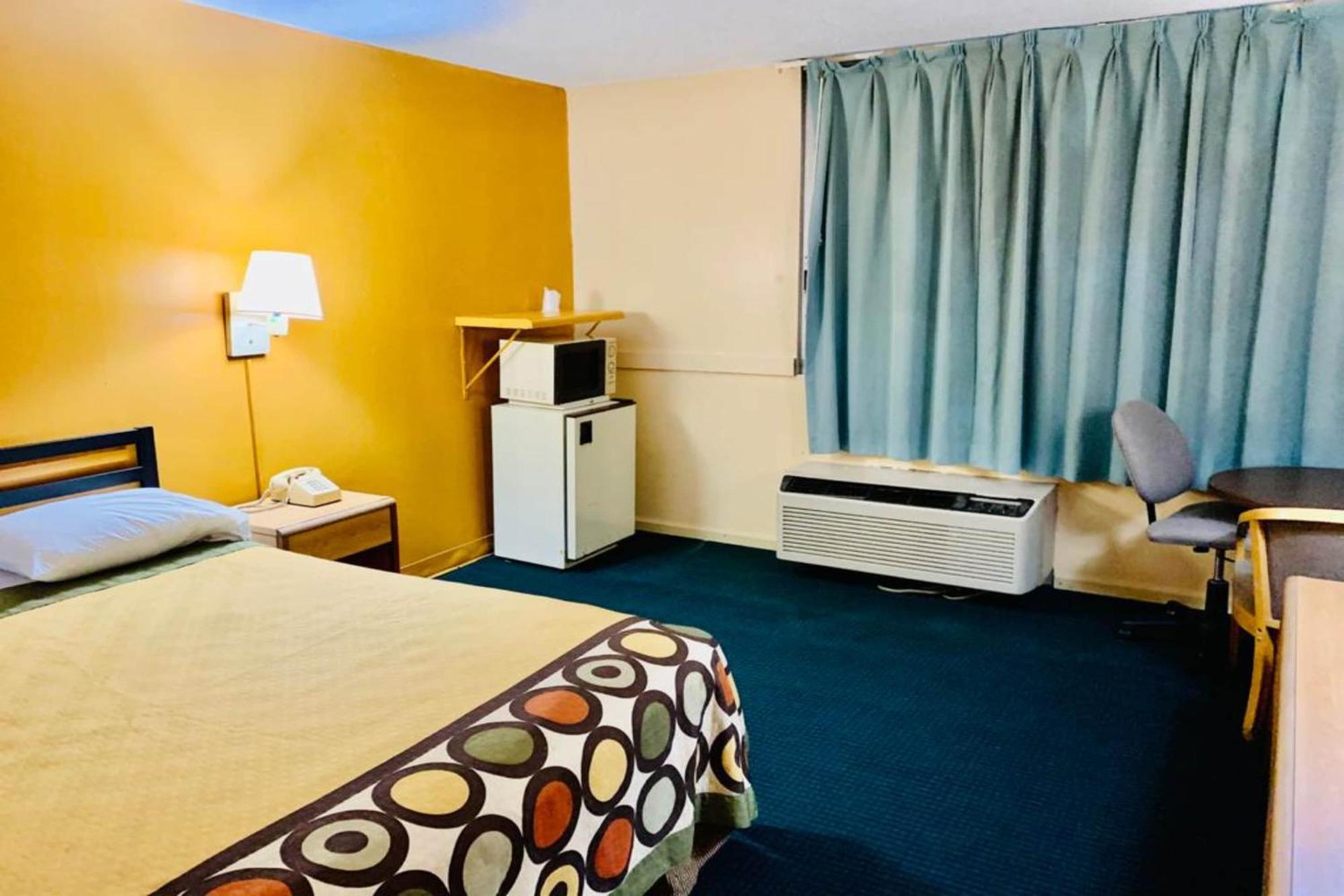 Red Carpet Inn & Suites Lima -Listing Partner エクステリア 写真
