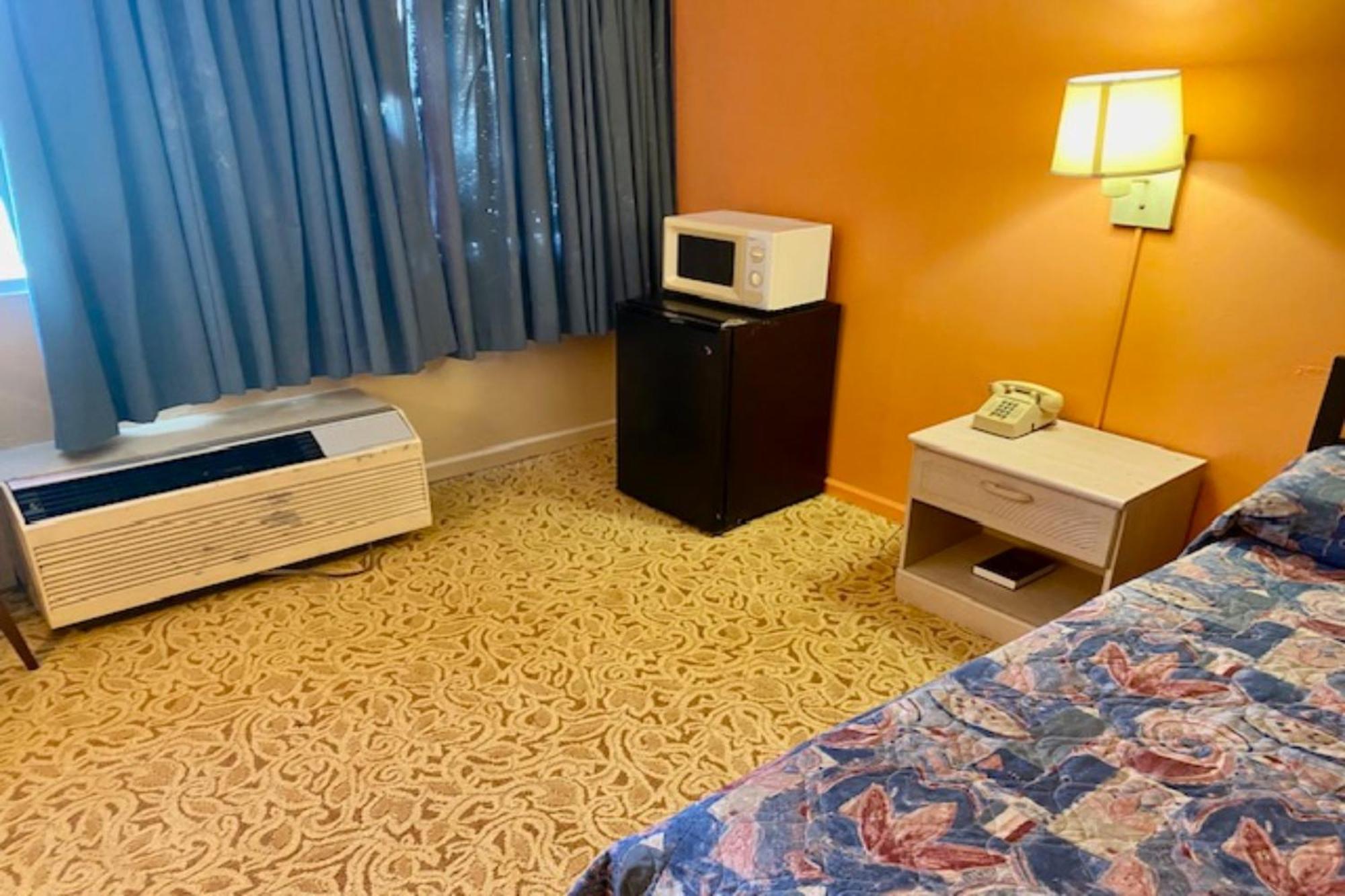 Red Carpet Inn & Suites Lima -Listing Partner エクステリア 写真
